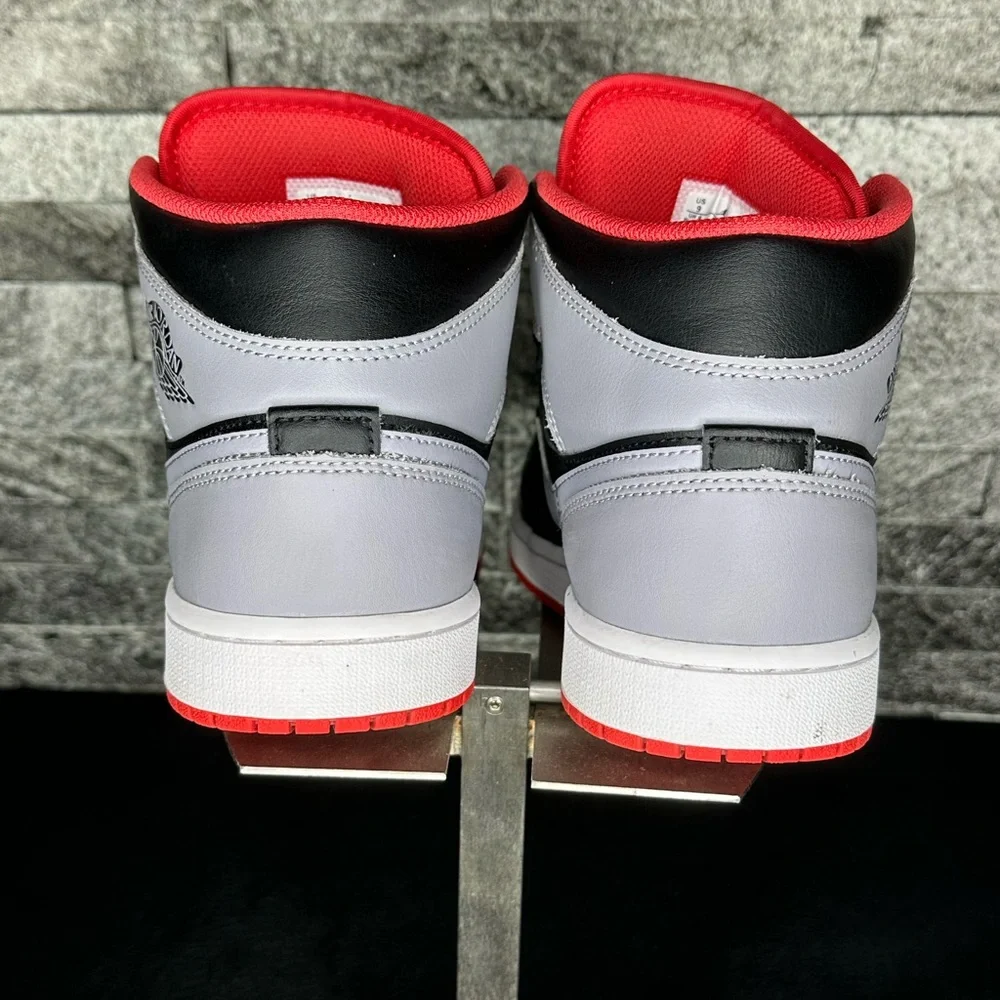 Air Jordan 1 Mid Black / Fire Red / Cement Grey - M9